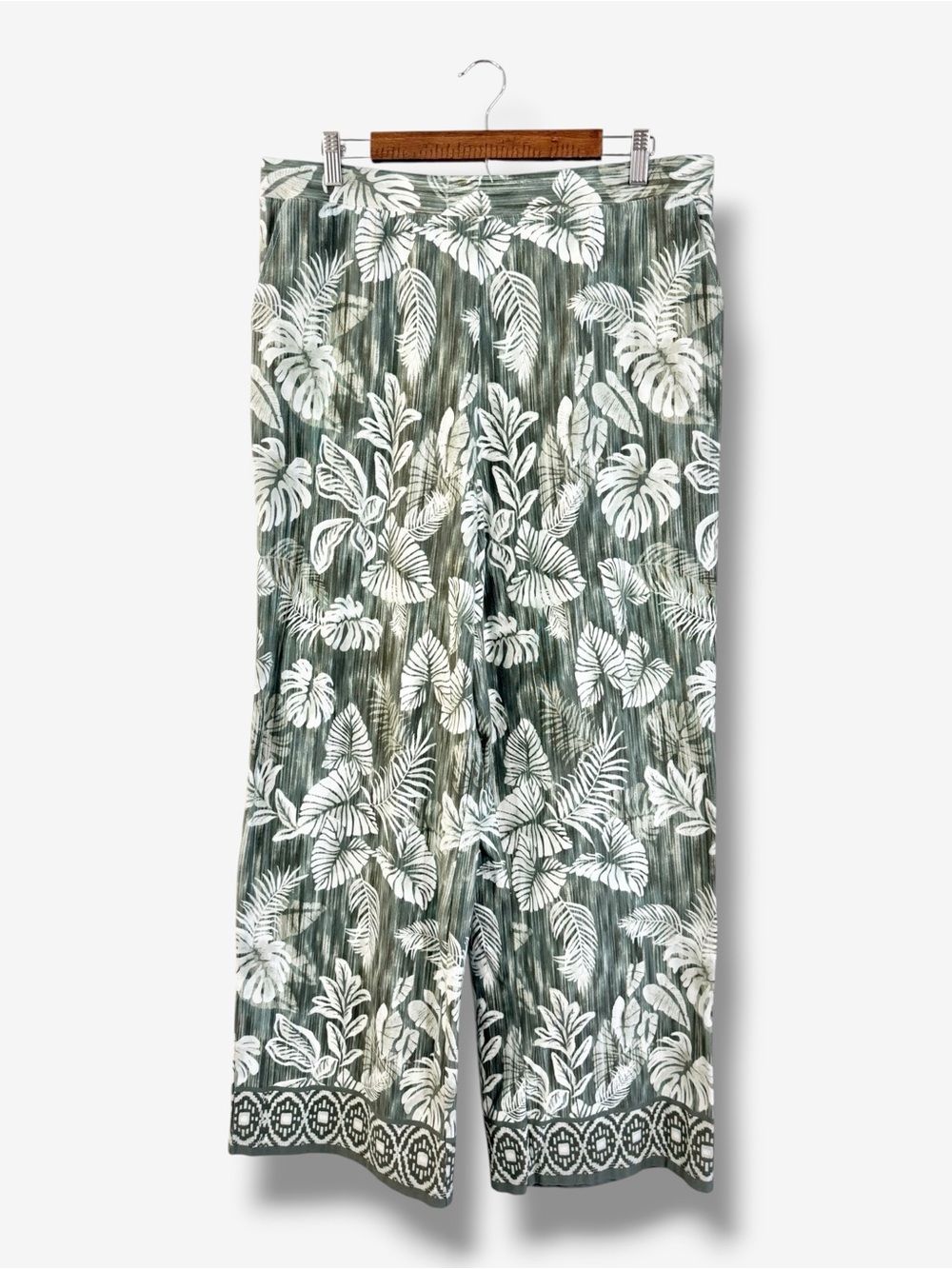 D&Co Beach Wide Leg Pull On Pants Large Tall LT Green Tropical Print Loungewear